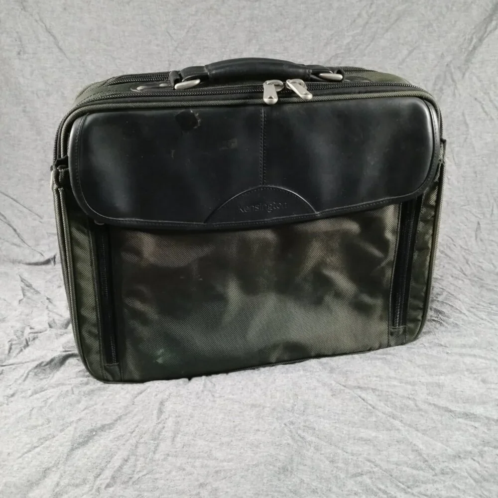 Kensington Green Professional Heavy Duty Computer/ Laptop/ Tablet Messenger Bag
